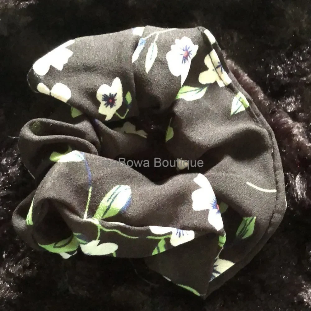 Black Flower Chiffon Scrunchie  -women's-  SC2789  Handmade NWT Boutique